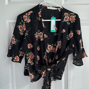 Lush wrap top
